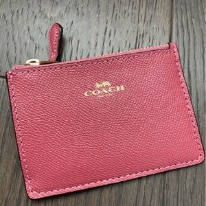 COACH Mini Skinny card holder.
